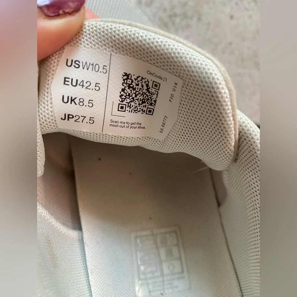 On Cloud 5 Womans Sneakers. - Picture 11 of 12